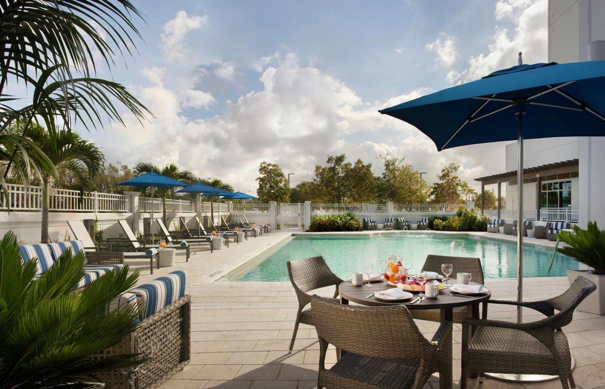 Hilton Garden Inn Miami Dolphin Mall Zewnętrze zdjęcie