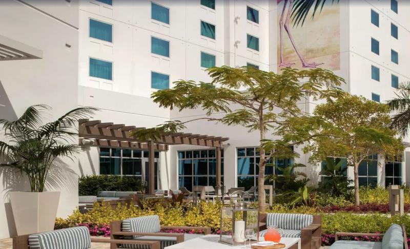 Hilton Garden Inn Miami Dolphin Mall Zewnętrze zdjęcie